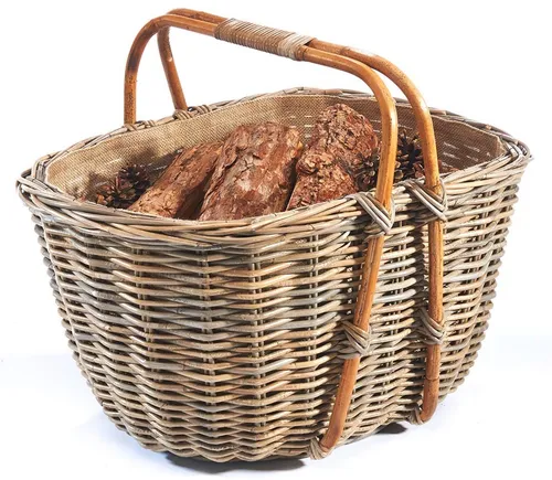 Kobolo Kaminholzkorb aus kubu Rattan mit abnehmbarem Jutestoff - Kaminholzkorb aus kubu Rattan, stabil und dekorativ, mit abnehmbarem Jutestoff für einfache Reinigung. Ideal zum Transport von Kaminholz und schützt Ihre Wohnung vor Rückständen.