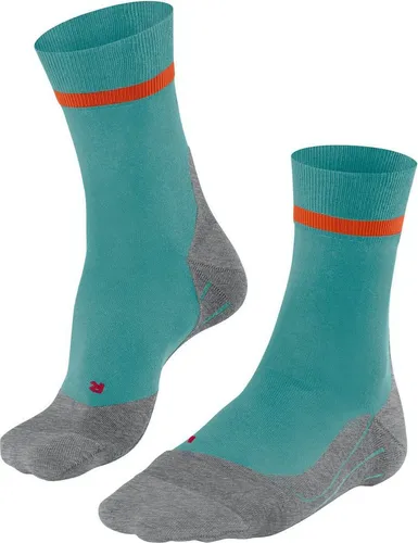 FALKE Laufsocken RU4 Endurance (1-Paar) - Die FALKE Laufsocken RU4 Endurance bieten mittlere Polsterung für optimalen Schutz und Komfort beim Laufen. Sie fördern den Feuchtigkeitstransport und passen sich perfekt an den Fuß an, ideal für sportliche Aktivitäten.