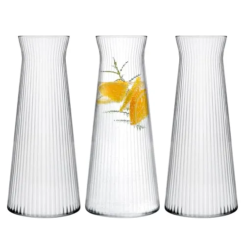 KONZEPT 3 Stk. Wasserkaraffe aus robustem, geriffeltem Glas – 1 Liter, spülmaschinenfest, BPA-frei, stilvoll und stabil