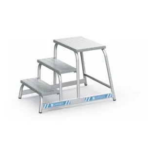 Zarges Montagetritt AFA P 40033, 3 Stufen bis 150kg - Leiter mit 2,60 m maximaler Arbeitshöhe, robust aus Aluminium, ideal für sichere Arbeiten in Höhen und mit 10 Jahren Herstellergarantie.
