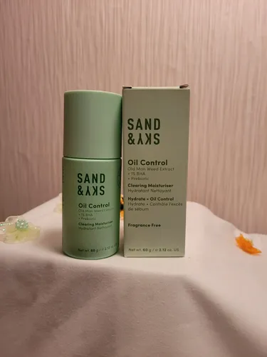 Sand & Sky Oil Control Clearing Moisturiser 60 g