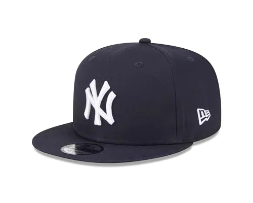 New Era MLB New York Yankees 9Fifty Snapback Cap S-M - Verstellbare 9Fifty Snapback Cap für Baseball-Fans, offizielles Lizenzprodukt der MLB mit klassischem Design und gebogenem Schirm für vielseitigen Tragekomfort.