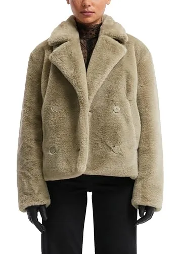 QS Jacke in Felloptik – Stilvoll und bequem - Lockere Passform mit Taftfutter für hohen Tragekomfort. Diese modische Jacke mit Reverskragen und femininen Knöpfen ist ideal für den Alltag.