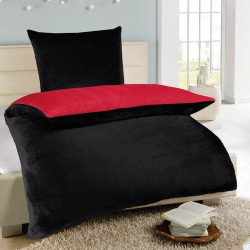 Wende-Bettwäsche Cashmere Touch - Wolkenschloss (135x200cm / 80x80cm) Rot-Schwarz - Kuschelige 2-teilige Bettwäsche aus hochwertiger Cashmere Touch Microfaser. Waschbar bei 40°C und trocknergeeignet. Perfekt für erholsamen Schlaf und ein gemütliches Ambiente in Ihrem Schlafzimmer.