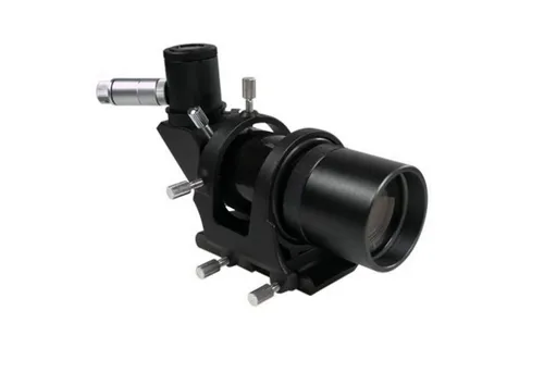 Celestron Teleskop 9x50 Sucherfernrohr mit Winkeleinblick - Teleskop mit 90°-Winkel für bequemen Einblick, beleuchtetem Fadenkreuz und einfacher Montage. Ideal für präzises Zentrieren von Sternen und einfache Befestigung an Schmidt-Cassegrains.