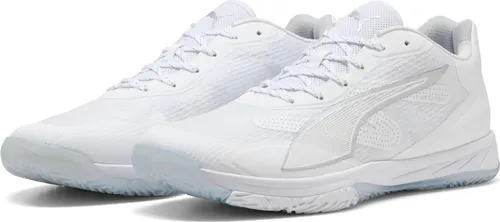 Puma Accelerate Turbo 4 - Weiss, - Indoorschuhe für Speed und Kontrolle, mit reaktionsfreudiger Dämpfung und federleichtem Design für maximale Performance auf dem Spielfeld.