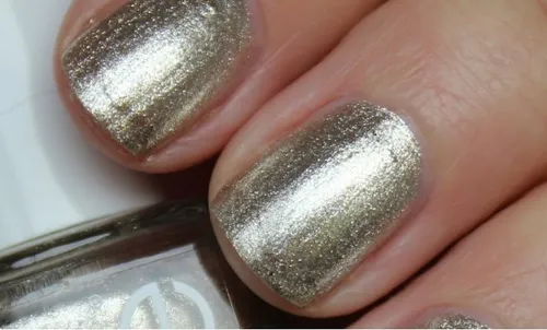 Essie US, Nr. 885 jiggle hi jiggle low, Champagner, 13,5ml NEU.