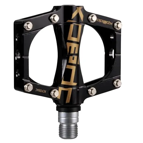 XPEDO Plattform Pedal TRAVERSE 9 - Fahrradpedale aus robustem Aluminium mit 32 wechselbaren Pins für optimalen Grip. Ideal für Mountainbiker, die Wert auf Stabilität und Sicherheit legen.