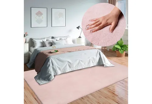 Fellteppich Loft in Rosa, rechteckig 80x150 cm - Hochwertiger, rosafarbener Fellteppich (80 x 150 cm) aus 100% Polyester. Ideal für Fußbodenheizungen und vielseitig einsetzbar, sorgt er für eine harmonische Atmosphäre in Ihrem Zuhause.