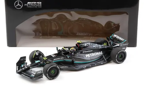 1:18 Minichamps Mercedes AMG Petronas F1 W14 Bahrain GP 2023 Lewis Hamilton
