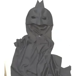 Rubies Batman The Dark Knight Muskelbrust Kostüm für Herren Größe M - Hochwertiges Batman Kostüm für Erwachsene in Größe M mit integrierter Muskelbrust für eine beeindruckende Silhouette. Ideal für Karneval, Halloween oder Fan-Events.