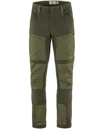 Fjaellraven Keb Agile Winter Trs M - Softshell-Winterhose für kaltes Wetter, aus 4-Wege-Stretchmaterial mit gebürsteter Innenseite für Wärme und Komfort. Ideal für Trekking mit Platz für dicke Baselayer und winterliche Wanderstiefel.