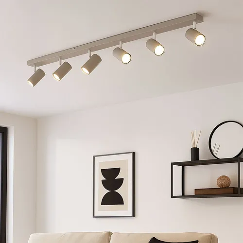 Sandfarbener 6-flammiger Deckenstrahler - Moderne Deckenlampe mit 6 beweglichen GU10-Spots für individuelle Lichtakzente. Ideal für Wohnzimmer, Schlafzimmer oder Flur – kombiniert stilvolles Design mit flexibler Beleuchtungslösung.