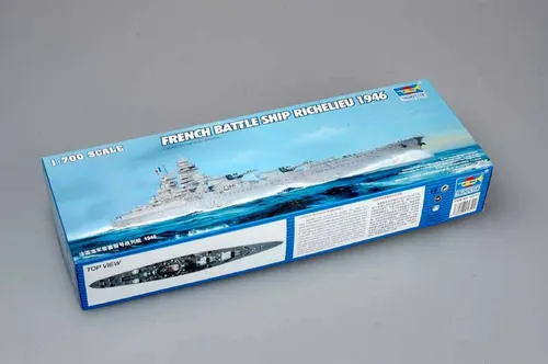 Trumpeter 05751 - 1:700 Battleship Richelieu 1949 Bausatz - Flugzeuge Bausatz für detailgetreuen Modellbau, ideal für Sammler und Modellbau-Enthusiasten.