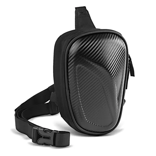 Bagtecs Beintasche LB6 Carbon für Motorräder - Praktische Oberschenkeltasche für Motorradfahrer, aus robustem Material, ideal für den schnellen Zugriff auf wichtige Dinge während der Fahrt.