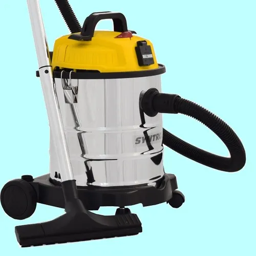 SYNTROX Industriesauger Nass- Trockensauger Edelstahl 20L mit Steckdose - Staubsauger mit 20 Litern Volumen, ideal für Werkstätten und Baustellen, ausgestattet mit praktischer Steckdose für zusätzliche Geräte.