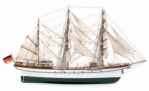 Occre 15003 GORCH FOCK Modellbausatz 1:95 - Detailierter Modellbausatz des Gorch Fock im Maßstab 1:95, ideal für Modellbau-Enthusiasten und Schiffsfreunde.