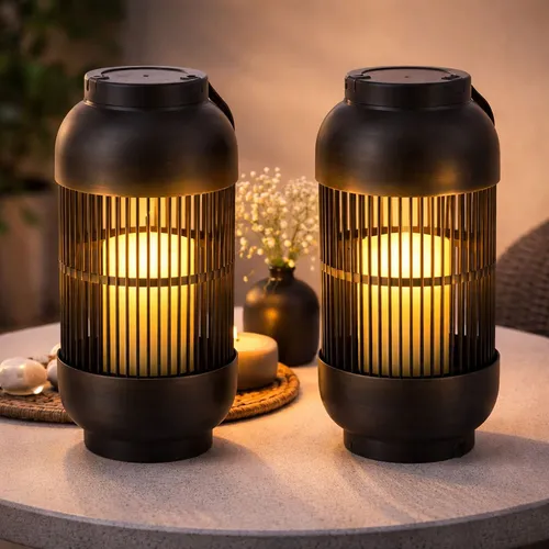 Solarleuchte Tischlampe mit Flammeneffekt, 2er Set - Lampen für den Außenbereich mit warmweißem LED-Licht, IP44 Schutz gegen Spritzwasser, ideal für stimmungsvolle Abende im Garten oder auf der Terrasse.