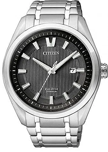 CITIZEN Herren Analog Quarz Uhr AW1240-57E - Armbanduhr mit Eco-Drive Technologie, 10 bar wasserdicht und langlebigem Titan-Armband – ideal für umweltbewusste Herren.
