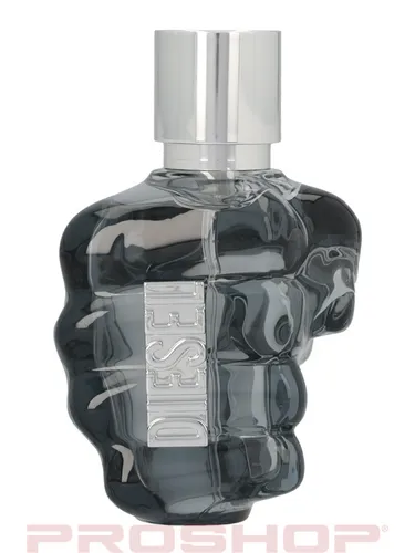 Diesel Only The Brave Eau de Toilette 50 ml - Herrendüfte mit kraftvollem und selbstbewusstem Duft, der frische Zitrusnoten mit einer starken Basis aus Leder und Amber kombiniert.