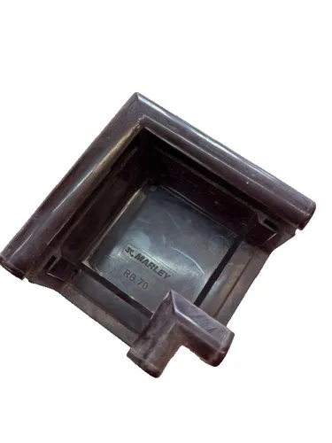 Marley Rinnenwinkel NW 70 mm, Außenecke, 90°, Kastenform, braun  Rinnenwinkel