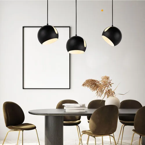 s.luce Pendelleuchte Ball - Elegante Esstischlampe in Gold - 3-flammige Pendelleuchte mit E27-Fassungen, ideal für stilvolle Akzente. Die goldfarbene Halbrundform bringt modernes Design und warmes Licht in Ihr Zuhause.