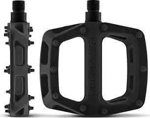 DMR V6 (DMR-V6-BK) Fahrradpedale - Robuste und rutschfeste Plattformpedale, ideal für Mountainbiker, die Grip und Kontrolle benötigen.