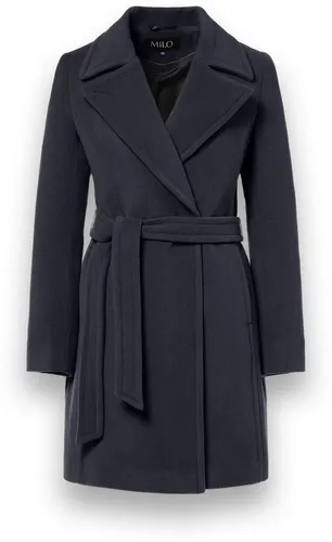 Milo Wintermantel Wanya navyblau Damen Größe 44 - Stylischer Wollmantel für Damen in navyblau, ideal für kalte Tage. Der Milo Wanya kombiniert elegantes Design mit hochwertigen Materialien und bietet optimalen Komfort. Praktische Seitentaschen und verlängerte Passform für zusätzliche Wärme.
