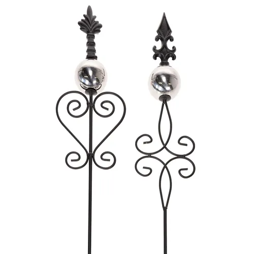 Elegante Gartenstecker aus Metall im verschnörkelten Design, 2er Set - Verschönern Sie Ihren Garten mit diesen stilvollen Metallsteckern im Landhausstil. Ideal für Frühlingsdekoration, vielseitig einsetzbar und von hoher Qualität.