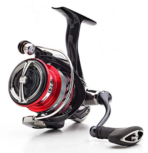 Daiwa 18 Ninja Match LT3000-C - Hochwertige Angelrolle für Friedfischangeln - Angelrolle für Matchangeln mit 12kg Bremskraft, leichtes 260g Design und innovative Technologien wie AIR ROTOR und ATD(TM) Bremssystem - ideal für passionierte Angler.
