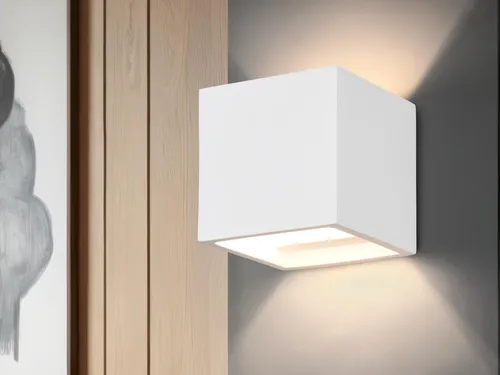 Kleine bemalbare LED Wandleuchte Würfel 11,5cm aus Gips - Die elegante 11,5cm große Wandleuchte sorgt für indirekte Beleuchtung und ist individuell gestaltbar. Ideal für Wohnzimmer, Flur und Treppenhaus, inklusive dimmbarer LED mit 300 Lumen für gemütliche Atmosphäre.
