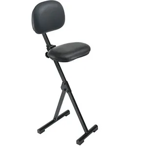 meychair Stehhilfe Futura mit Rückenlehne, Kunstleder schwarz - Bürostuhl mit klappbarem Design, stufenlos höhenverstellbar von 54-90 cm. Gepolsterter Sitz und pflegeleichte Rückenlehne für optimalen Komfort bei der Arbeit.