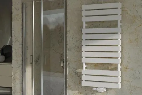 Rotheigner Designheizkörper STRIPE 1240 x 600 mm weiß Anschluss Mittig unten