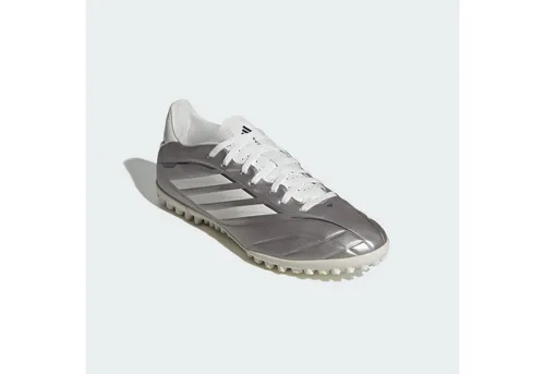 ADIDAS Herren Fußball-Hartplatzschuhe COPA PURE IV CLUB TF - Der COPA Pure IV Club Turf Fußballschuh bietet Strapazierfähigkeit und Flexibilität. Mit einer speziellen Gummiaußensohle für besten Grip auf Rasenplätzen unterstützt er dich bei jedem Spiel.