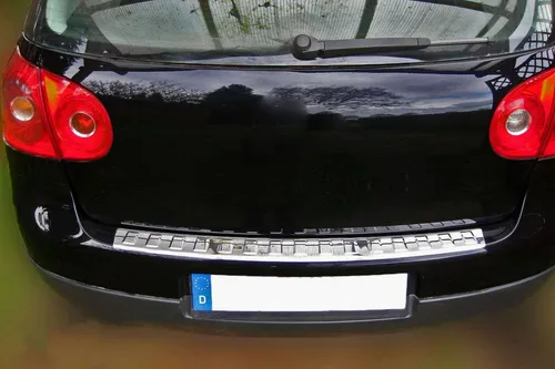 RECAMBO Ladekantenschutz für VW GOLF 5 V-SCHRÄGHECK - Abdeckblenden für optimalen Schutz vor Kratzern und Witterungseinflüssen. Aus hochwertigem V2A Edelstahl, 100% passgenau mit einfacher Montage dank Spezialklebeband.
