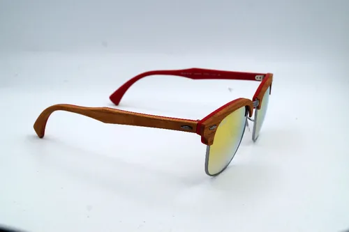 Ray-Ban Clubmaster RB 3016 M 12197O Sonnenbrille - Elegante Ray-Ban Sonnenbrille im Clubmaster-Stil, ideal für sonnige Tage. Mit hochwertigen Gläsern in Braun für optimalen Schutz und stilvolles Design.