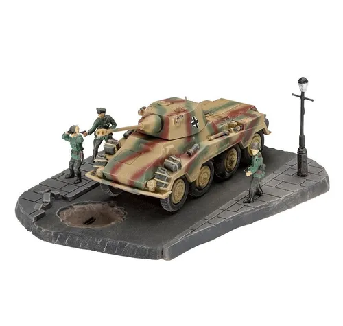 Revell 03288 Sd.Kfz. 234 2 Puma - Originalgetreuer Modellbausatz für Fortgeschrittene, historische Genauigkeit und inklusive Diorama für realistische Szenen