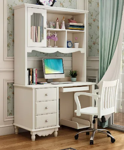 Landhaus Schreibtisch mit Sessel – 2tlg. Set für modernes Arbeiten - Elegantes Computermöbel-Set in Beige, bestehend aus einem Schreibtisch (120x58,5 cm) und einem bequemen Sessel. Ideal für Arbeitszimmer oder Gästezimmer, ohne Montage erforderlich.