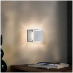 Akku-Tischleuchte Nutalis mini nebelgrau - Tischleuchte mit kabelloser LED-Technologie, dimmbar und wetterfest (IP54), ideal für Innen- und Außenbereiche. Mit 9 Stunden Leuchtdauer und flexiblem Licht in zwei Farbtemperaturen.