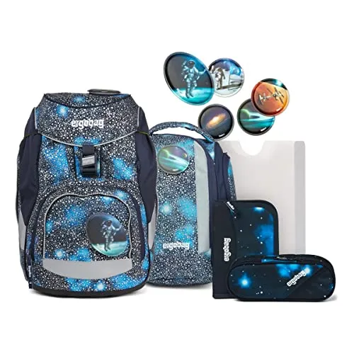 ergobag Schulrucksack Pack – Bär Anhalter durch die Galaxis 2 - Schulranzen-Set (6tlg.) aus recyceltem PET, inklusive Sportrucksack und Federmäppchen, ideal für umweltbewusste Schüler ab 5 Jahren.