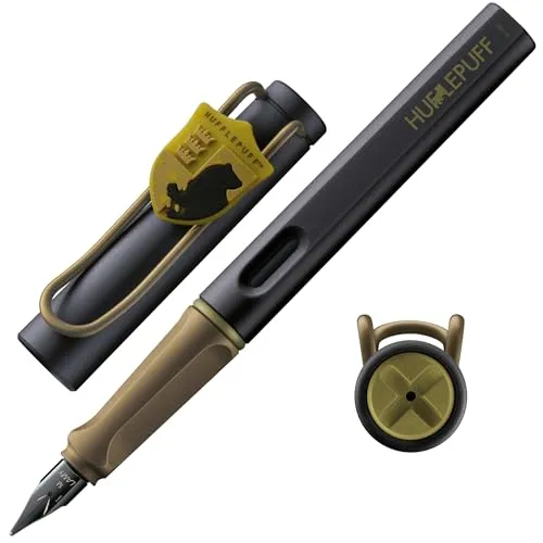 Lamy safari Harry Potter Hufflepuff Füller – Special Edition Füllhalter mit Wappen des Hauses - Stahlfeder in Strichbreite M – mit ergonomischen Griff – inkl. Tintenpatrone T10 blau – Rechtshänder