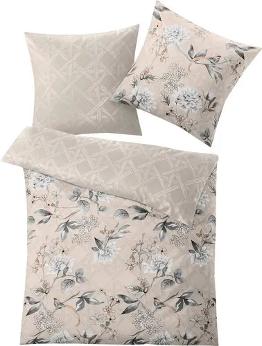 Kleine Wolke Wendebettwäsche Kessia, Mako-Satin, 2-teilig - Bettwäsche-Set aus hochwertigem Mako-Satin mit zauberhaftem Wende-Design und filigranen Blumenmotiven für eine charmante Schlafzimmeratmosphäre.