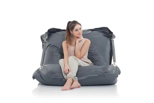 Smoothy Sitzsack SMOOTHY XXL Nylon Sitzsack 420D - Vielseitiger Lounge Sitzkissen für drinnen und draußen - Der SMOOTHY XXL Sitzsack bietet erstklassigen Komfort und ist ideal für entspannte Stunden im Garten oder Wohnzimmer. Hergestellt aus strapazierfähigem Nylon, perfekt für Kinder und Erwachsene.
