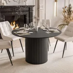 Runder Esstisch LINNEA Ø 120 cm – Elegante Lamellen-Optik in Schwarz Matt - Der runde Esstisch LINNEA (Ø 120 cm) begeistert mit seiner eleganten Lamellen-Säule und der pflegeleichten, kratzfesten Oberfläche. Perfekt für stilvolle Dinner-Abende und kompakte Essbereiche!