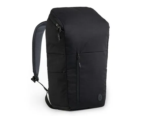 Hauck Wickeltasche Pack N Walk - Black - Wickeltasche & sportlicher Rucksack mit 22L Stauraum, ideal für Ausflüge, aus 100% recyceltem Material für nachhaltigen Umweltschutz.