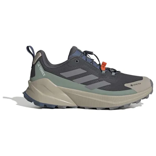 adidas Terrex Trailmaker 2 GTX Speed Lacing - Wasserdichte Multisportschuhe UK 7 | EU 40,5 grau - Wanderschuhe mit GORE-TEX für optimalen Wetterschutz und hervorragender Dämpfung. Ideal für Wanderungen und Outdoor-Aktivitäten. Entdecken Sie mehr von adidas Terrex bei Bergfreunde.de!