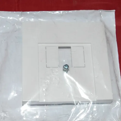 Gira 0276112  Flächenschalter Abd. für TAE Anschlussdosen reinweiß (B65)