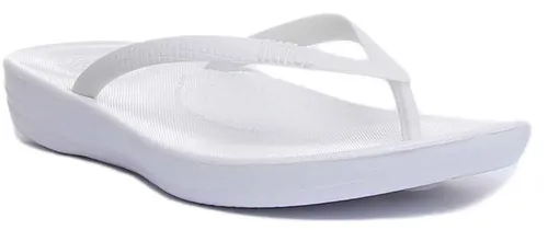 Fitflop Damen IQUSHION FLIP Flop-SOLID Sandalen, Urban White, 40 EU - Damen-Zehentrenner mit rutschfester Gummisohle, ideal für den Frühling/Sommer und perfekt für komfortables Tragen den ganzen Tag.
