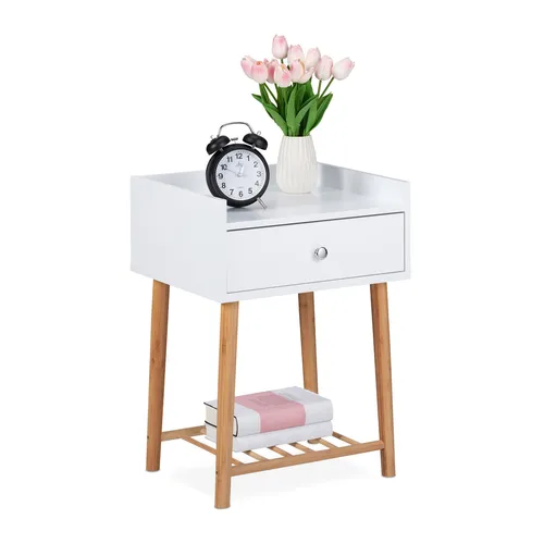 Stilvoller Nachttisch in Weiß - Eleganter Nachttisch aus Faserplatte und Bambus, ideal für Ihr Schlafzimmer. Mit einer Höhe von 55,5 cm und kompakten Maßen passt er perfekt neben Ihr Bett.