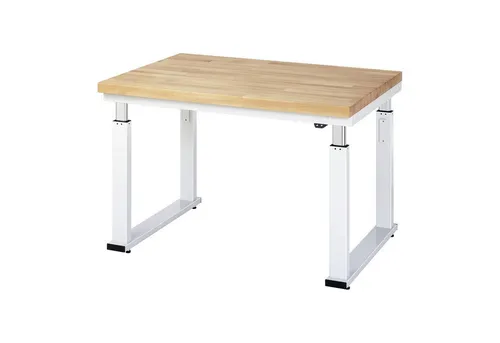 Rau Werkbank Serie adlatus 600 - Elektrisch höhenverstellbar - Reihenwerkbank mit 4 cm starker Buche-Massiv-Platte, ideal für ergonomisches Arbeiten. Hohe Traglast von 600 kg und geräuscharme Verstellung für effiziente Nutzung.